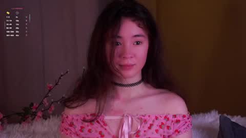 Lina online show from April 19, 2:18 pm