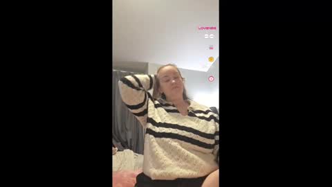 brkenprincess81 online show from September 10, 4:24 am