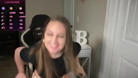 brookebee online show from March 11, 10:42 pm