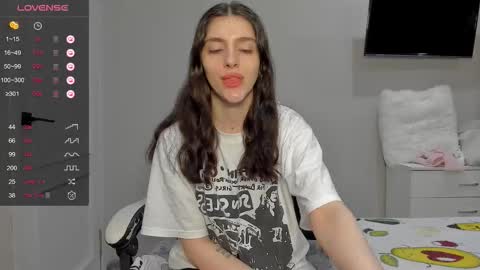 broosnica1 online show from March 1, 10:30 am