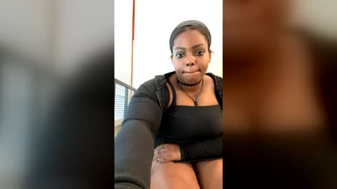 brown_bhunnie online show from June 20, 1:34 am