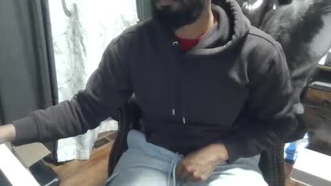 brownbd32 online show from October 27, 5:07 am