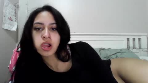 Snapshot of brownbunny212 chatting on February 28, 5:15 am brownbunny212 online show from February 28, 5:15 am