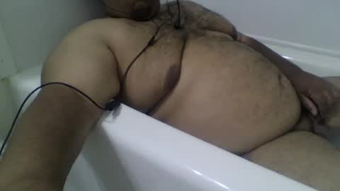 brownchub420 online show from July 12, 5:54 am