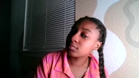 Brownsuagrcutie online show from June 14, 2:46 am