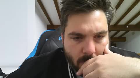 Bruce Wayne online show from January 2, 5:35 am