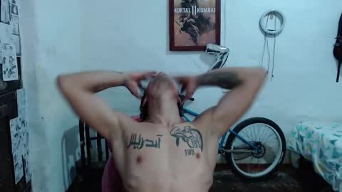 brucewayne1_ online show from October 8, 6:25 pm