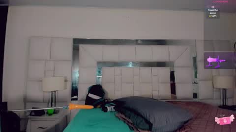  ChannelR  online show from March 7, 11:32 am