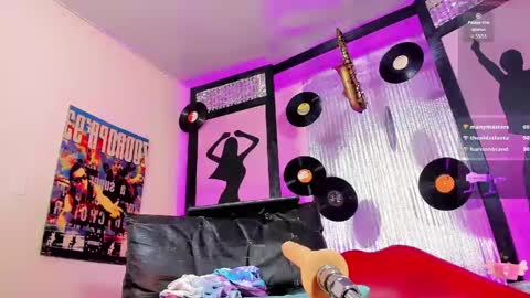  ChannelR  online show from April 18, 11:23 am