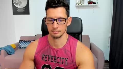 Snapshot of brutusk1 chatting on October 22, 7:33 am Brutus K online show from October 22, 7:33 am