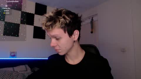 bryamado online show from September 19, 9:13 am