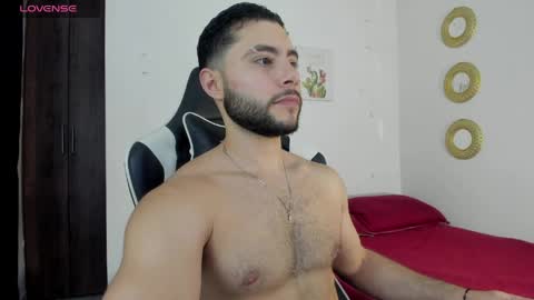 bryan_oficials online show from April 5, 5:04 am