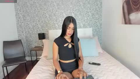 Bryhanna  online show from June 10, 2:44 am