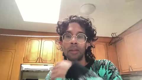 Bottom Wes online show from November 11, 4:42 pm