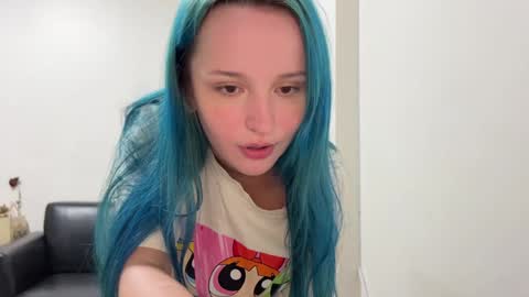 bubble_b00 online show from January 1, 12:55 pm