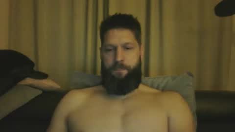 bubblebee1982 online show from December 22, 5:01 am