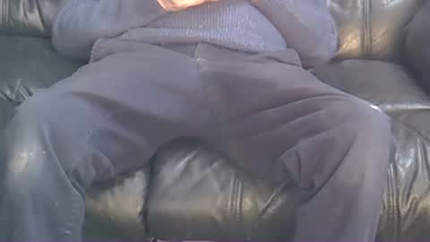 Snapshot of buckey12 chatting on January 12, 2:41 pm buckey12 online show from January 12, 2:41 pm