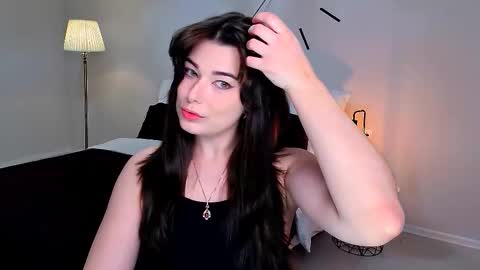 Ari online show from February 26, 2:53 pm