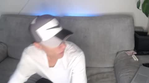 Buda y Cataleya online show from September 15, 2:29 pm