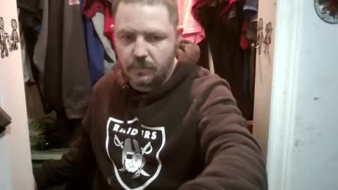 budsonly33 online show from January 12, 6:39 am