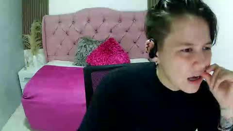 bug2025 online show from March 6, 2:10 am