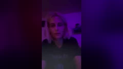 built2pleasureu online show from August 2, 4:36 am