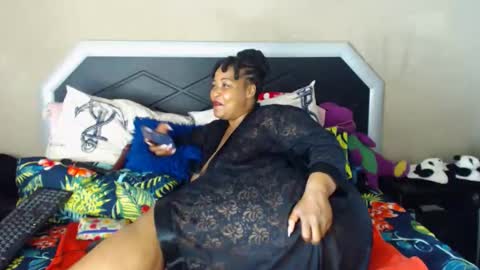 bulkyyass4u online show from September 10, 11:39 pm