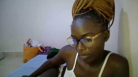 bunny_bliss1 online show from May 20, 1:57 am