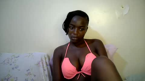 bunny_bliss1 online show from July 4, 3:10 am
