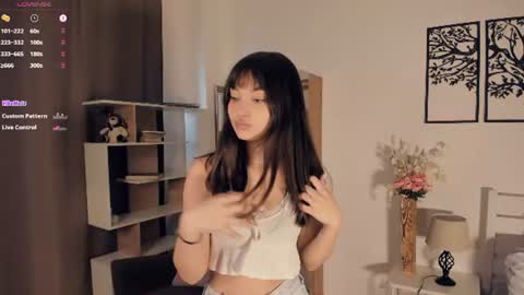 Aria online show from June 15, 9:01 am