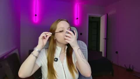 Mary online show from June 22, 2:46 pm