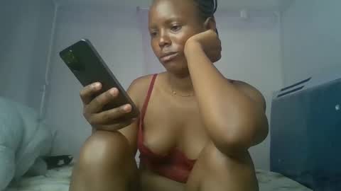 bunnydiva_ online show from May 19, 1:56 am