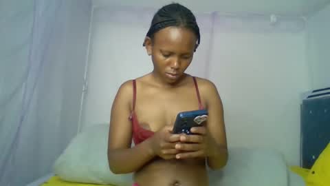bunnydiva_ online show from June 5, 2:18 am