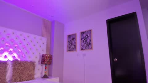 Snapshot of bunnywolf_ chatting on October 12, 10:00 pm Bunny online show from October 12, 10:00 pm