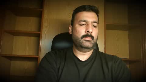 Hairy Arabian online show from October 15, 4:05 am