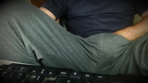 Hairy Arabian online show from October 13, 5:48 pm