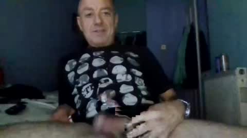 burnleyguy1977 online show from July 21, 4:03 am