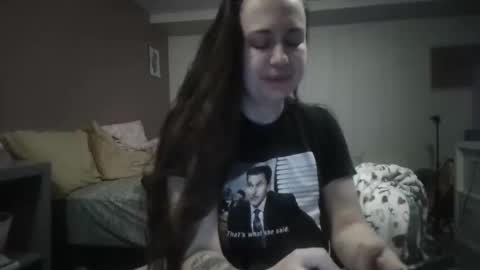 busteebetty online show from April 15, 10:18 am