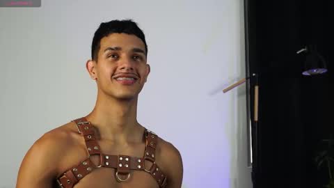 Buster independent model online show from March 15, 10:24 pm