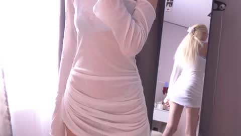 butteflai online show from February 25, 6:39 am