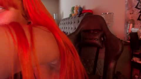 Snapshot of butterflybootyy chatting on October 4, 8:39 pm butterfly booty online show from October 4, 8:39 pm