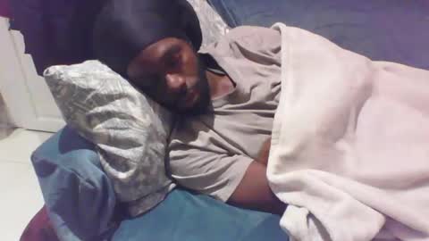 Buzsy online show from December 8, 3:50 am