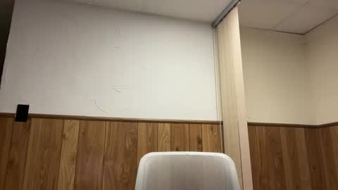 Snapshot of buzz5127 chatting on September 10, 1:50 am buzz5127 online show from September 10, 1:50 am