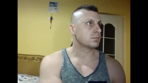bzykacz1988 online show from June 7, 9:53 pm