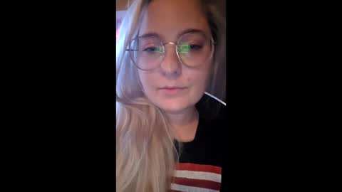 Momuknow online show from June 11, 3:26 am