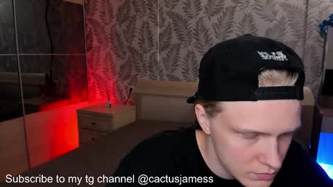 Snapshot of cactusjames_69 chatting on September 11, 5:47 pm James online show from September 11, 5:47 pm