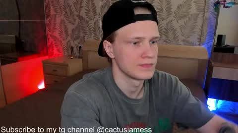 Snapshot of cactusjames_69 chatting on October 6, 7:48 am James online show from October 6, 7:48 am