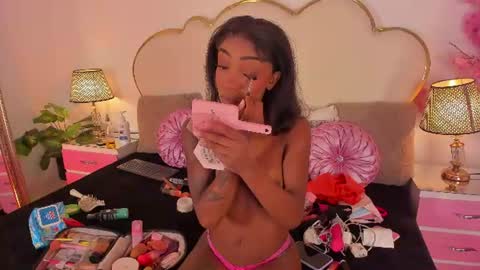 Cahitlin  online show from July 22, 6:37 am