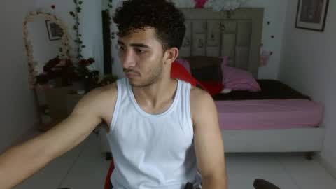 caius online show from April 17, 11:23 am