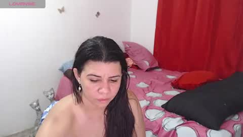 caliente_in_passion online show from June 16, 7:12 am